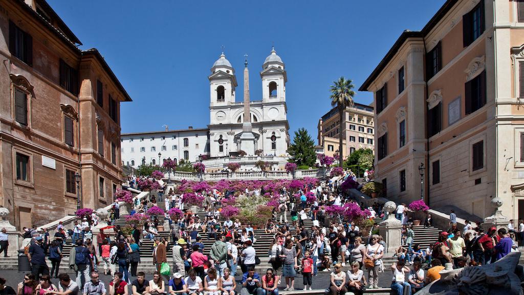 In - San Pio